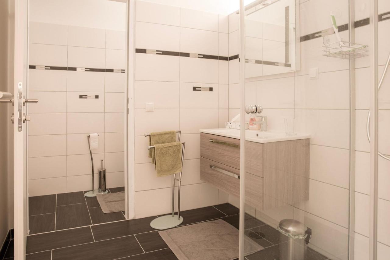 Ferienwohnung Am Weingut Eisenbock Штрасс Экстерьер фото