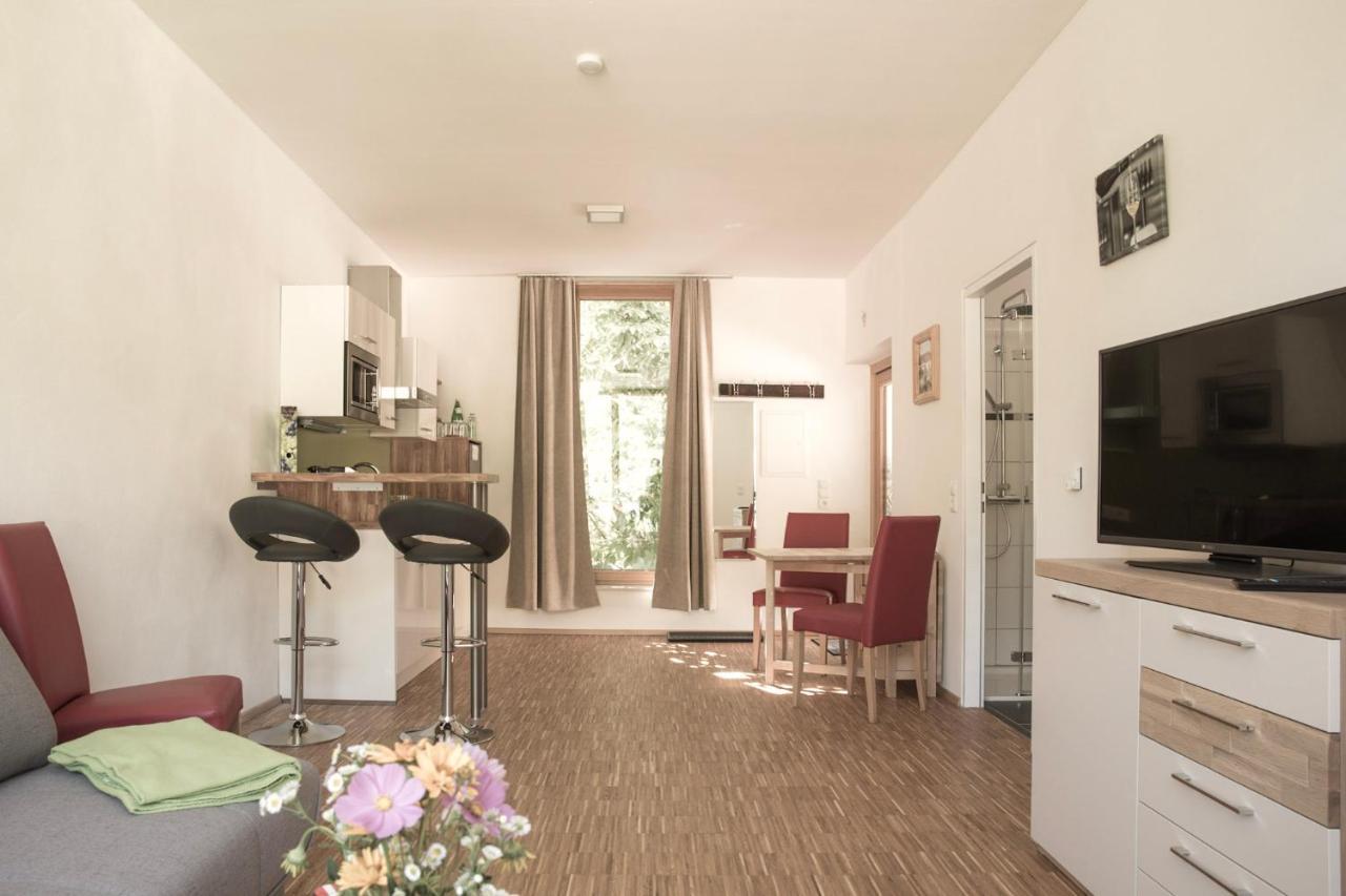 Ferienwohnung Am Weingut Eisenbock Штрасс Экстерьер фото