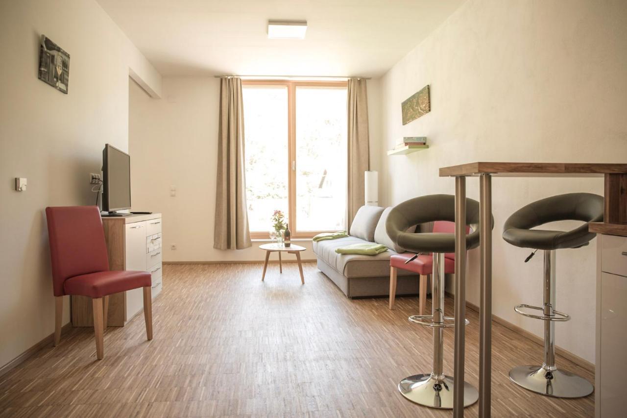 Ferienwohnung Am Weingut Eisenbock Штрасс Экстерьер фото