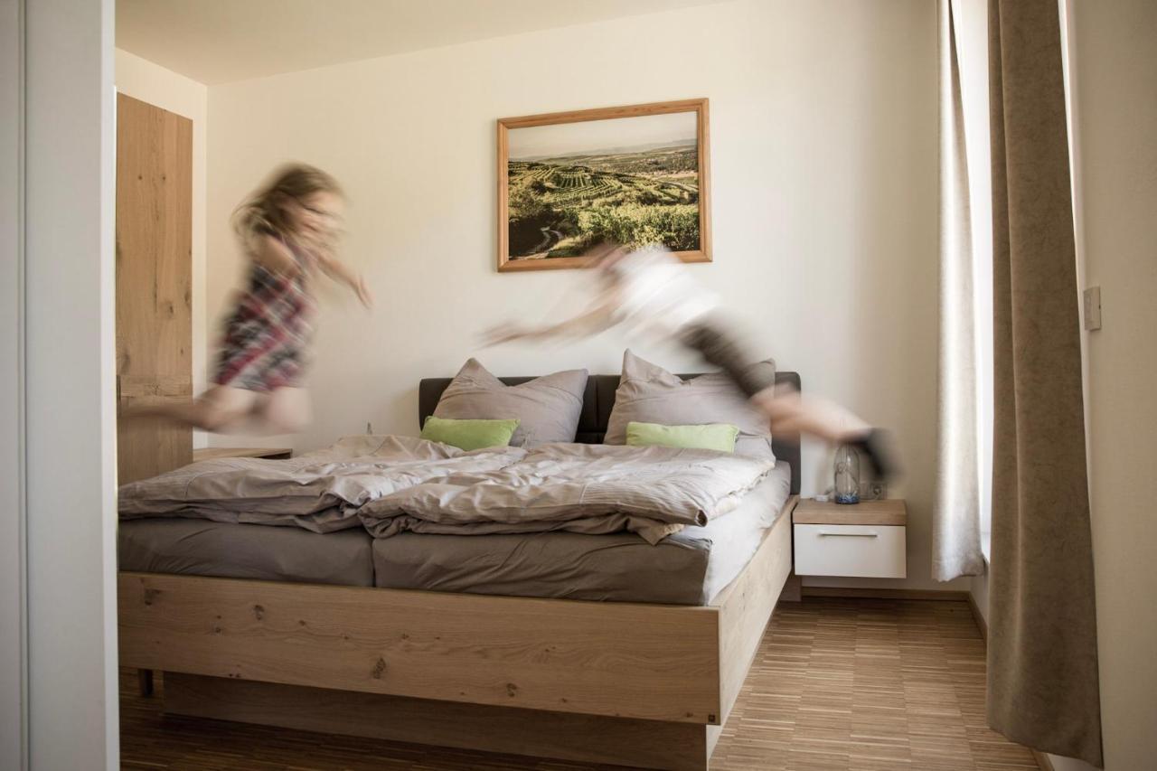 Ferienwohnung Am Weingut Eisenbock Штрасс Экстерьер фото